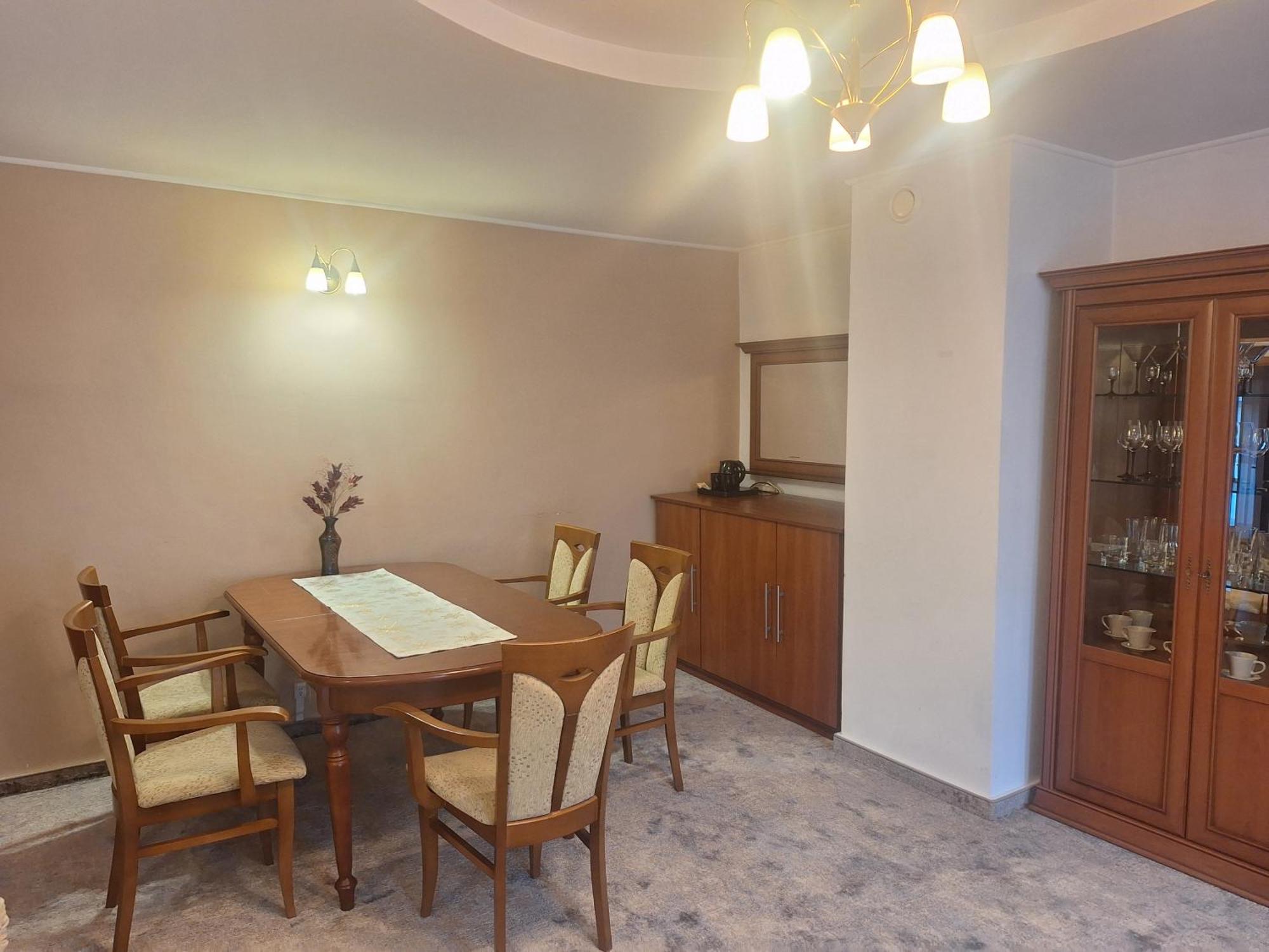 Hotel W Dobieszkowie Стриков Екстериор снимка